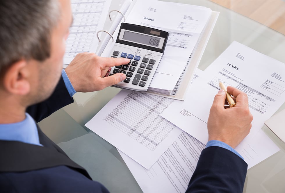 ¿Qué es la factura global y cómo debes emitirla